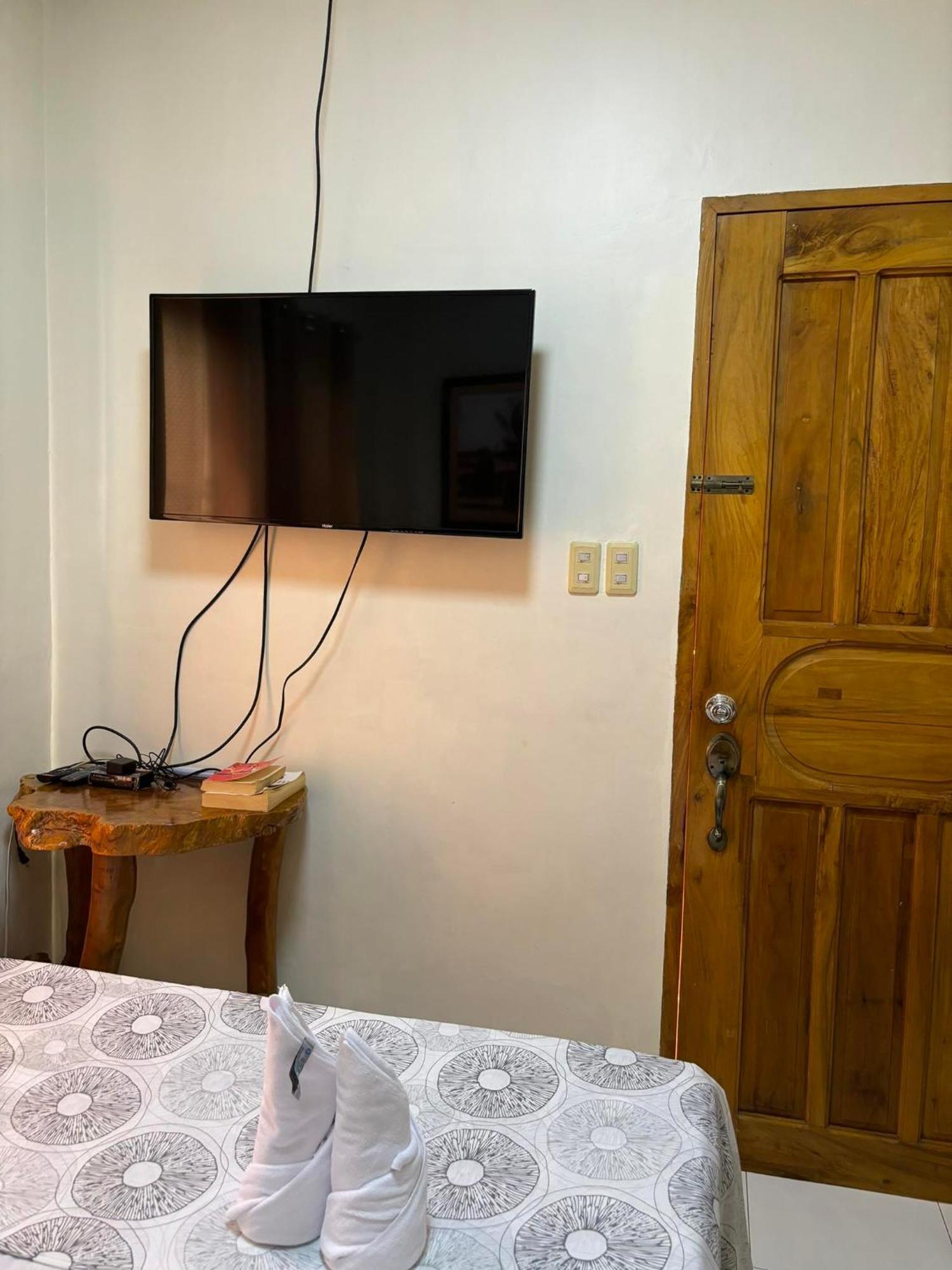 Mariella's Guest house *