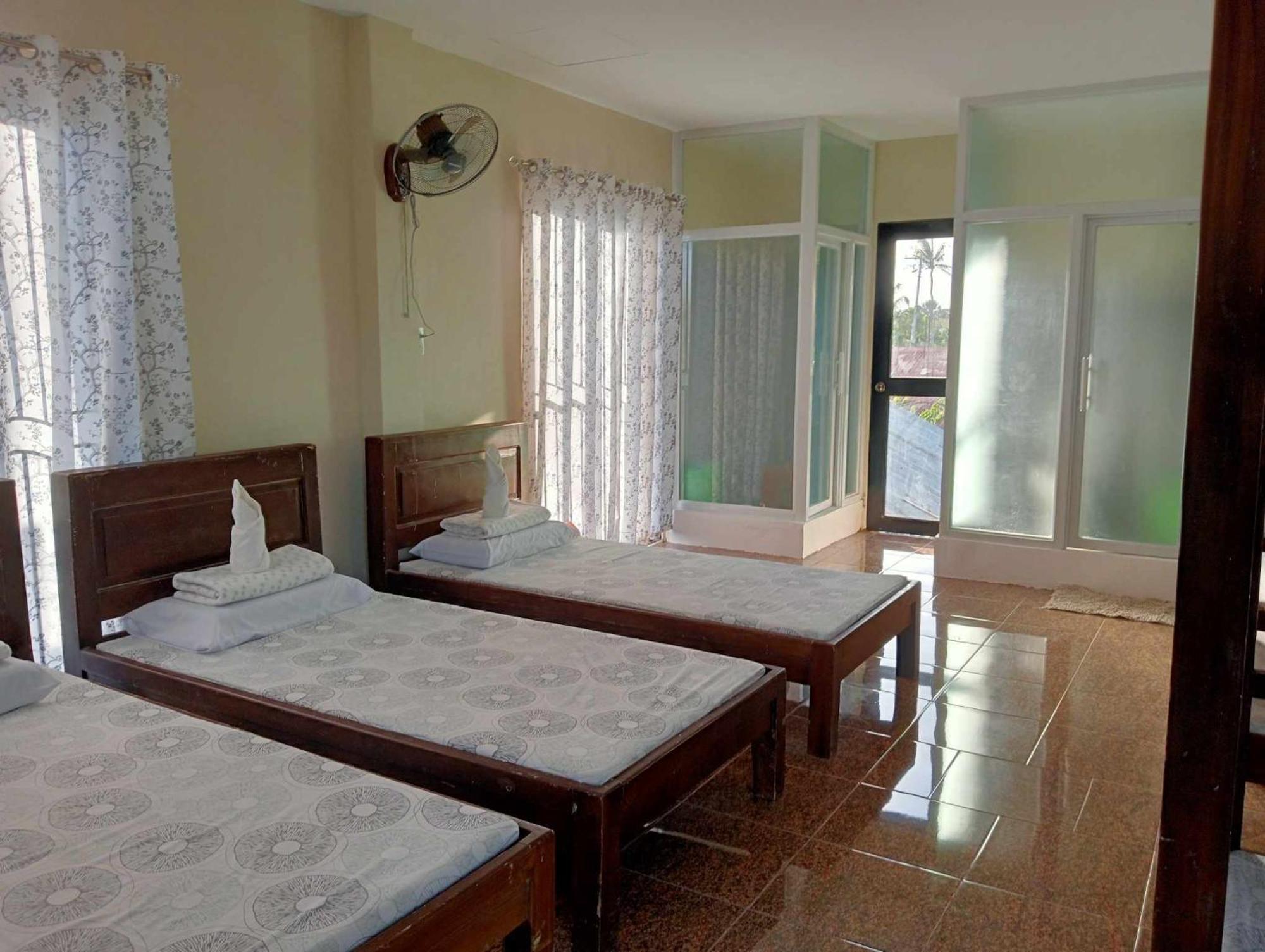 Mariella's * Siquijor